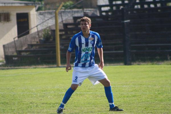 Pedro vestindo a camisa do Cerro Largo. (Foto: Facebook Pedro Mondardo Sartori)