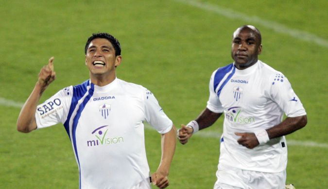 Um dos poucos registros fotográficos encontrados da passagem de Jardel pelo Chipre. (Foto: 24Sports)