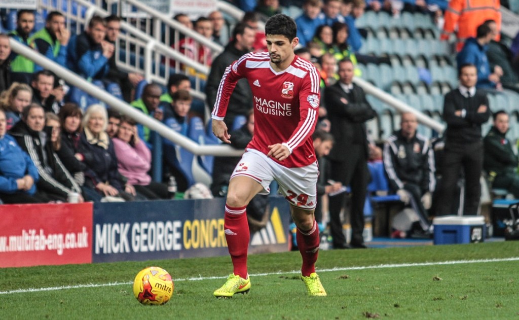 Raphael Branco, o brasileiro da League One