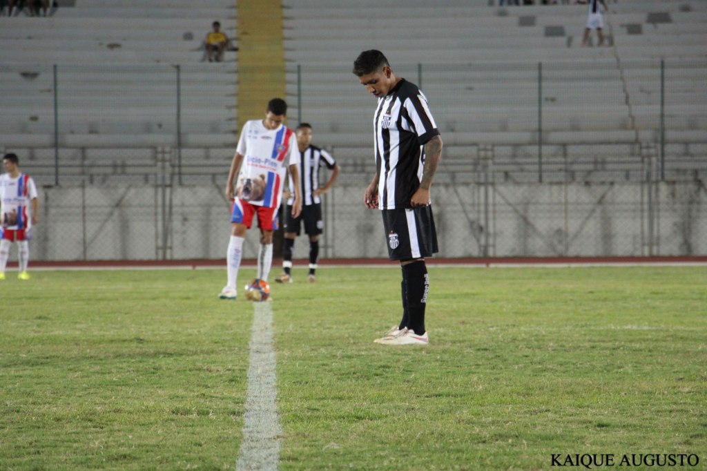 Grêmio Maringá x URSO: os gritos, a criança e o&nbsp;pai