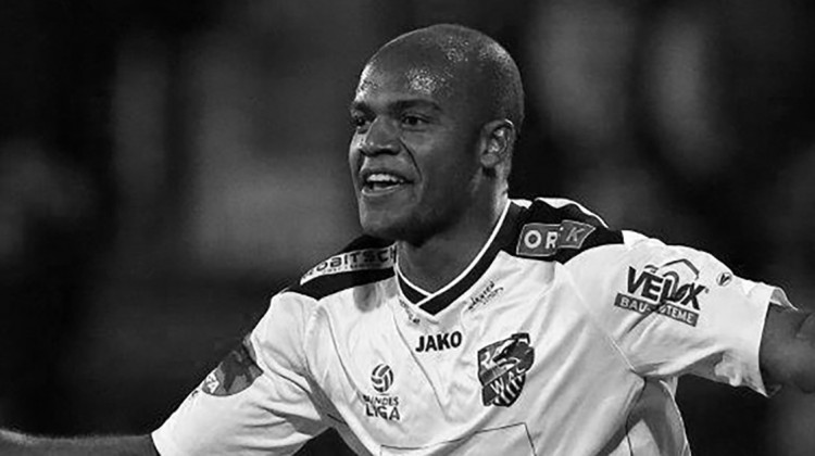 Silvio está há mais de 10 anos em solo europeu. (FPA Agency)