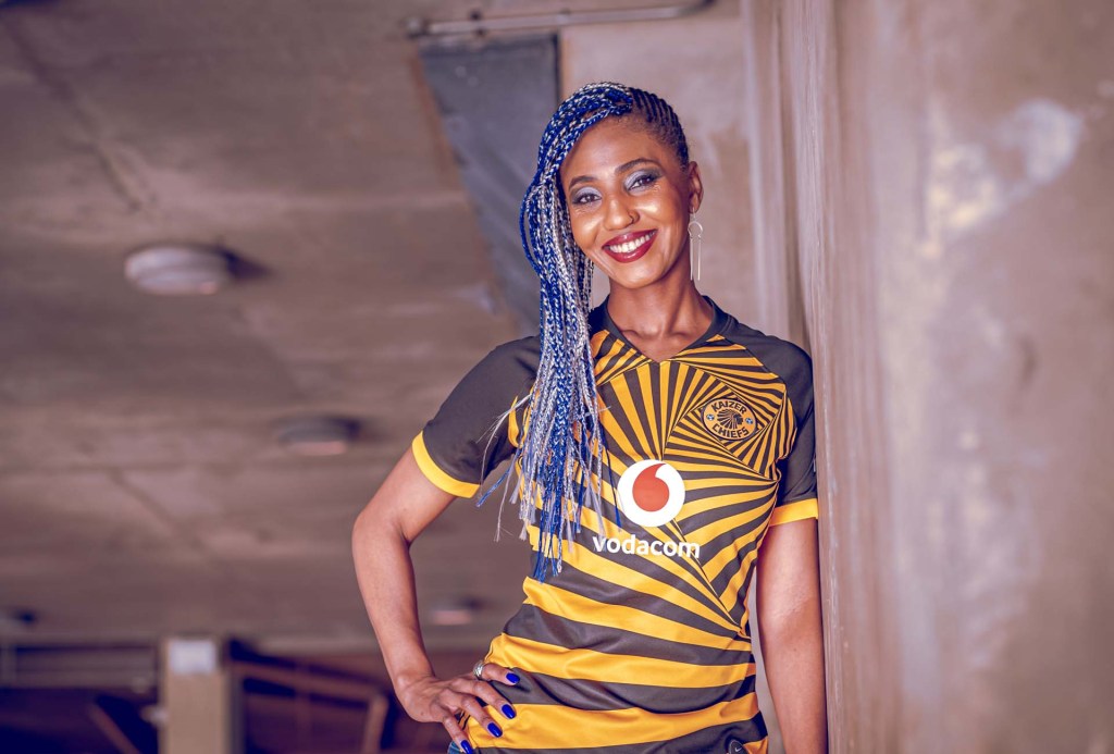 Amarelo e preto: 25 uniformes principais do Kaizer&nbsp;Chiefs